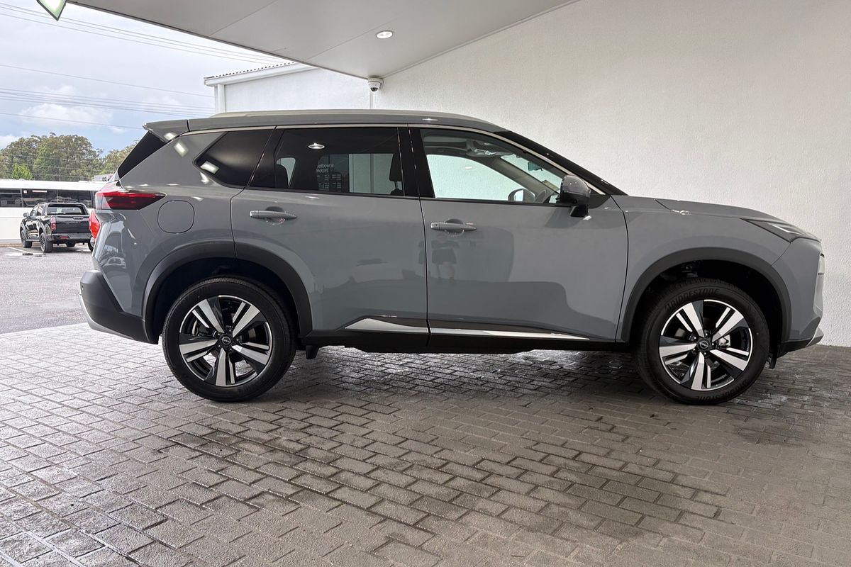 2025 Nissan X-TRAIL Ti T33