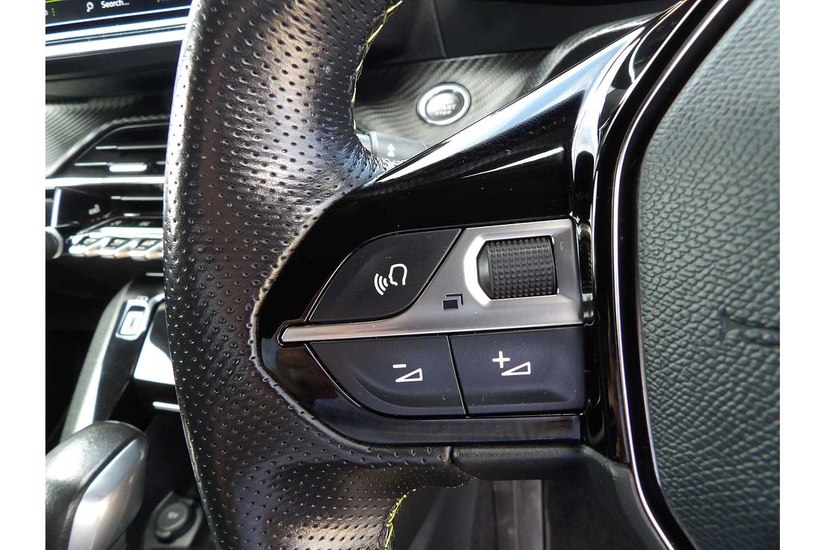 2021 Peugeot 2008 GT P24