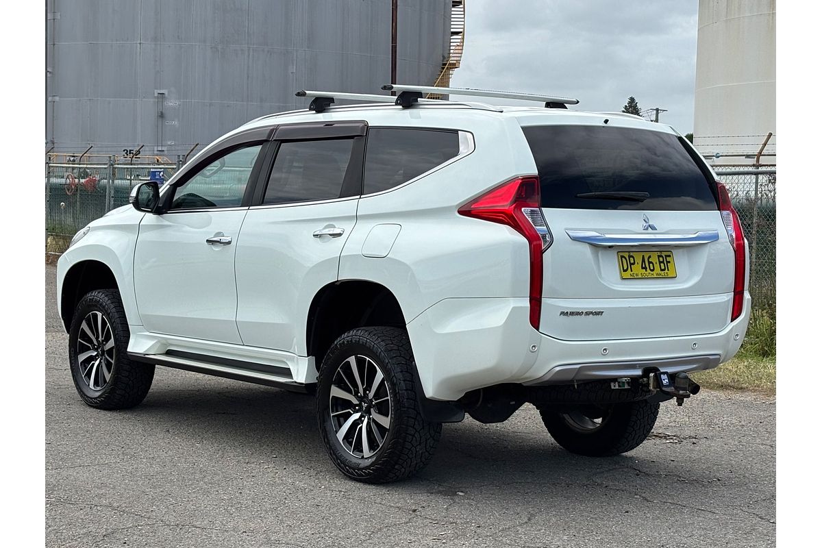 2017 Mitsubishi Pajero Sport GLX QE