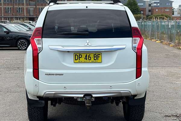 2017 Mitsubishi Pajero Sport GLX QE