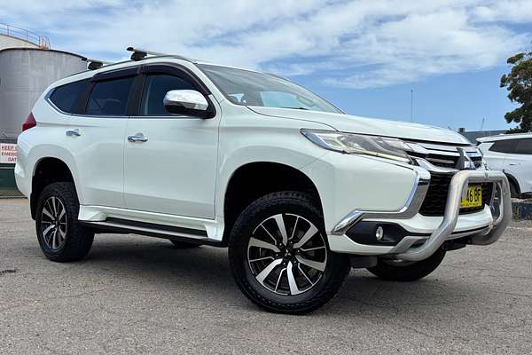 2017 Mitsubishi Pajero Sport GLX QE
