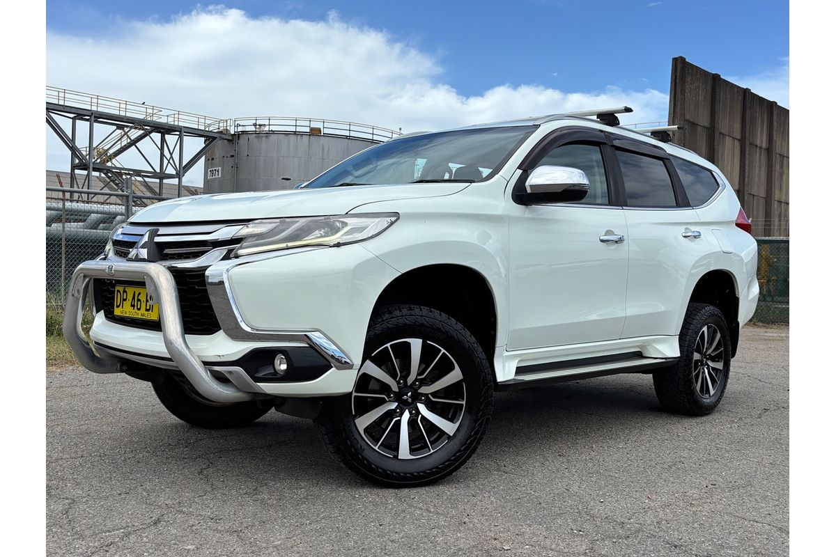 2017 Mitsubishi Pajero Sport GLX QE