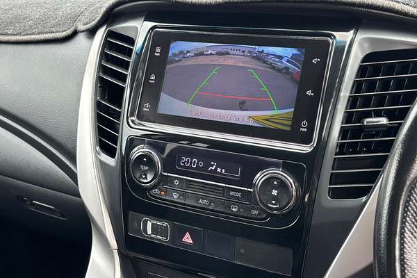 2017 Mitsubishi Pajero Sport GLX QE