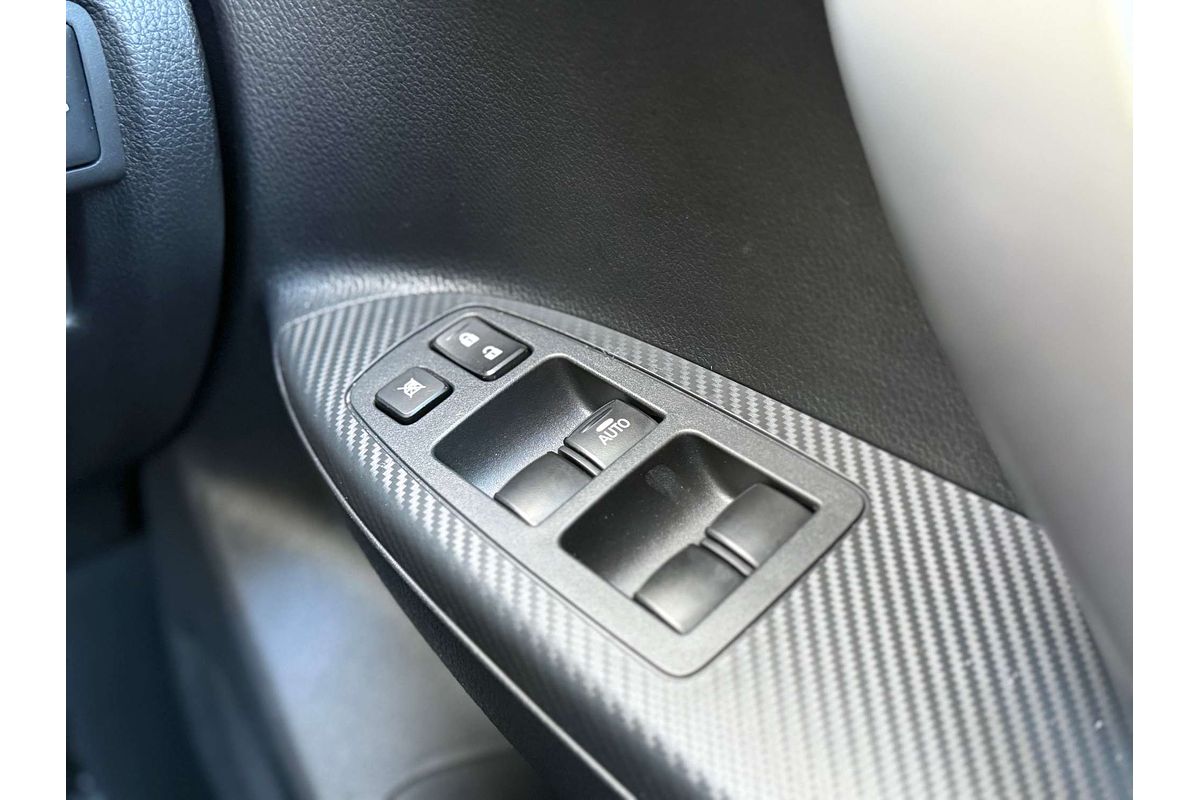 2024 Mitsubishi Eclipse Cross ES YB