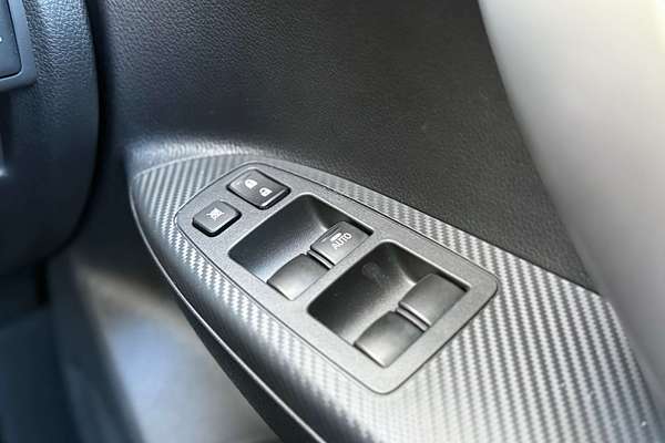 2024 Mitsubishi Eclipse Cross ES YB