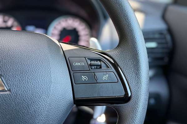 2024 Mitsubishi Eclipse Cross ES YB