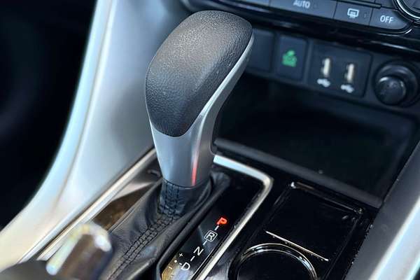 2024 Mitsubishi Eclipse Cross ES YB