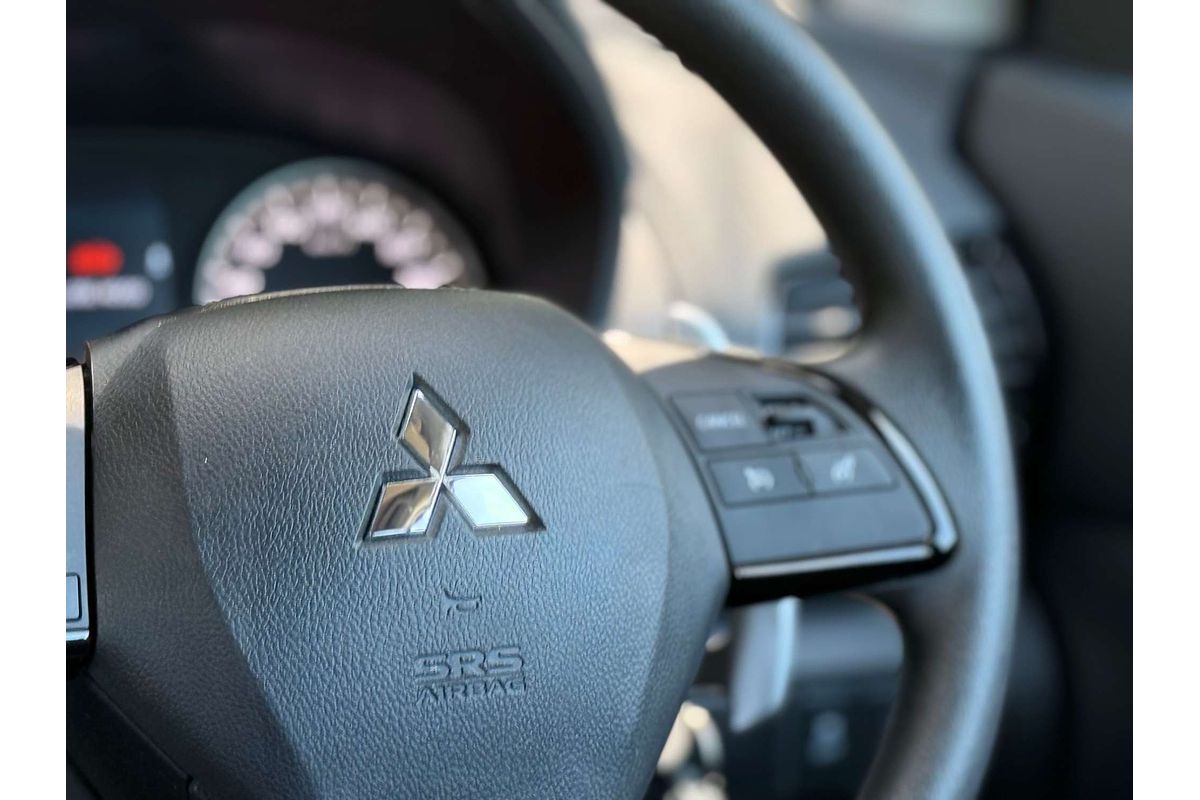 2024 Mitsubishi Eclipse Cross ES YB