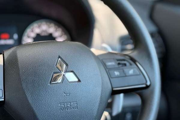 2024 Mitsubishi Eclipse Cross ES YB