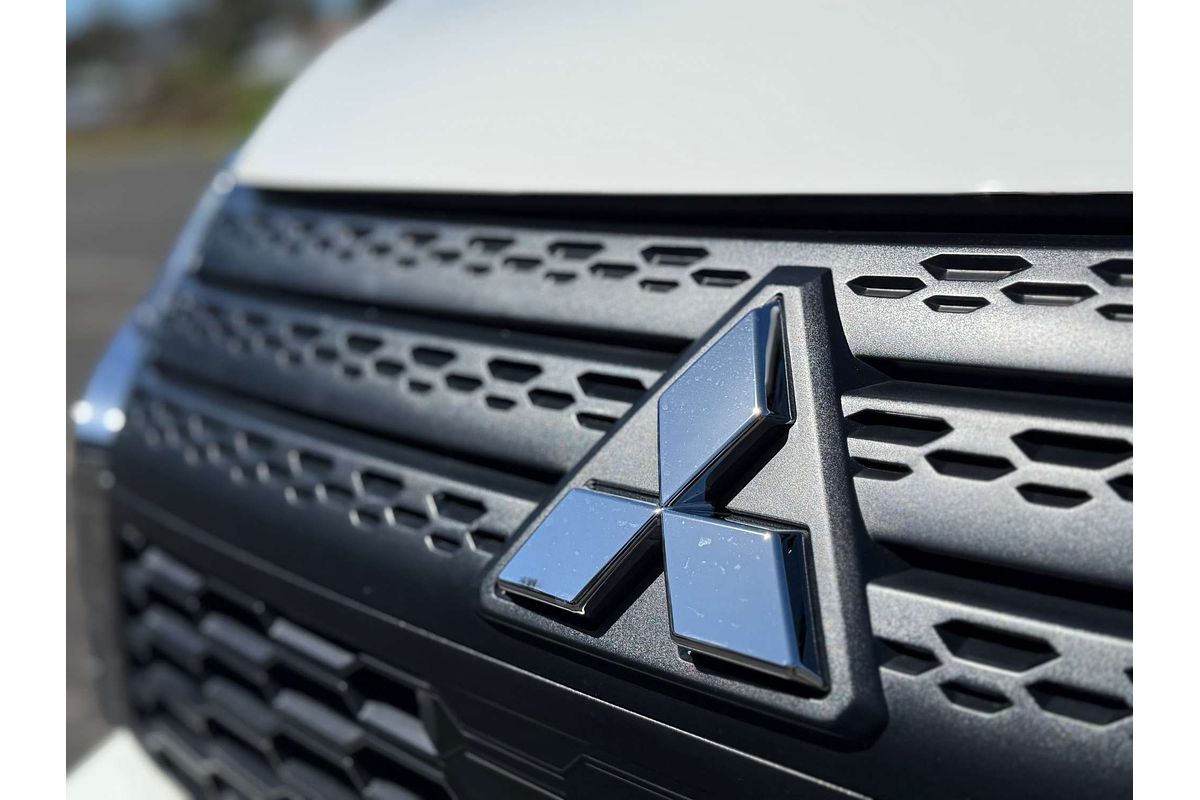 2024 Mitsubishi Eclipse Cross ES YB