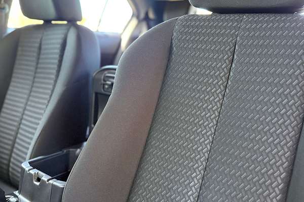 2024 Mitsubishi Eclipse Cross ES YB