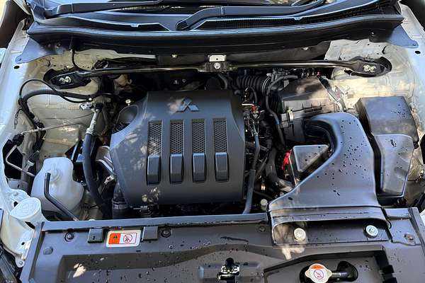 2024 Mitsubishi Eclipse Cross ES YB