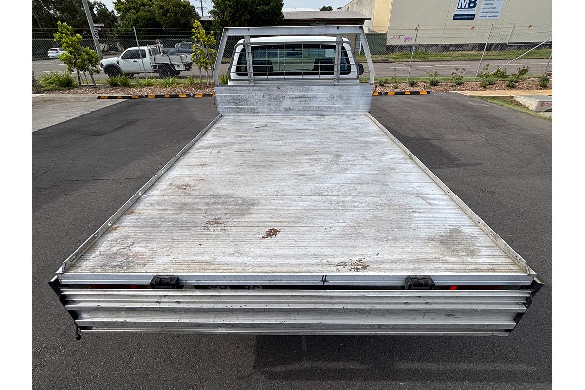 2013 Toyota Hilux Workmate TGN16R Rear Wheel Drive