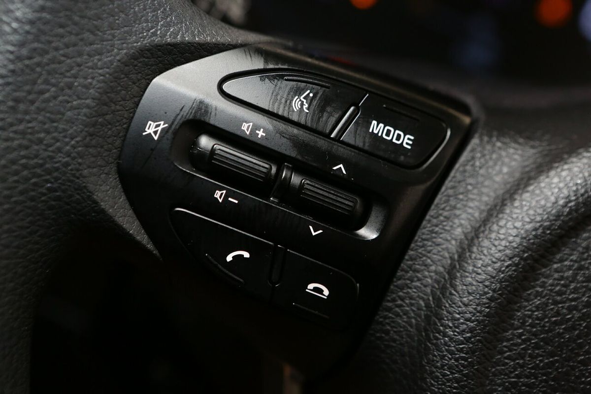 2024 Kia Stonic S YB