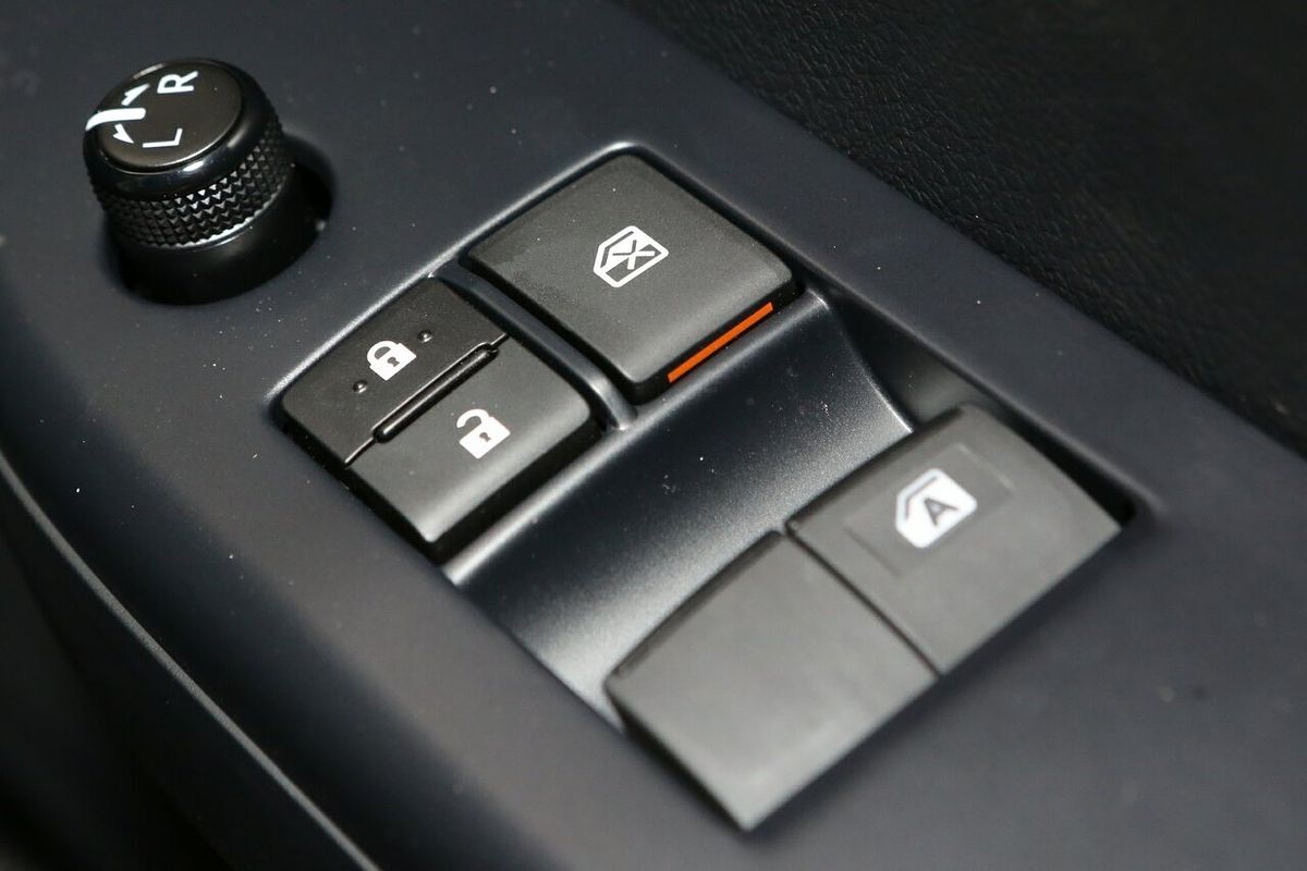 2025 Toyota Hilux Workmate TGN121R Rear Wheel Drive