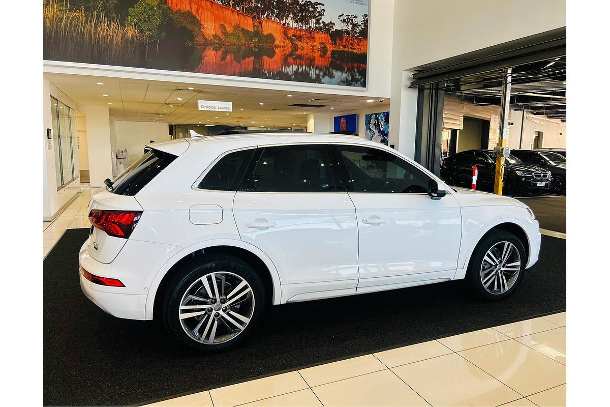 2019 Audi Q5 40 TDI sport FY