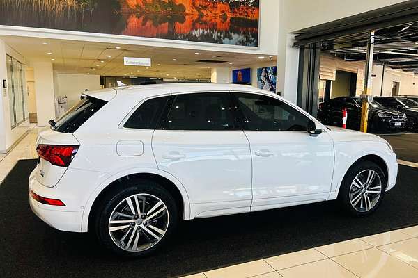 2019 Audi Q5 40 TDI sport FY