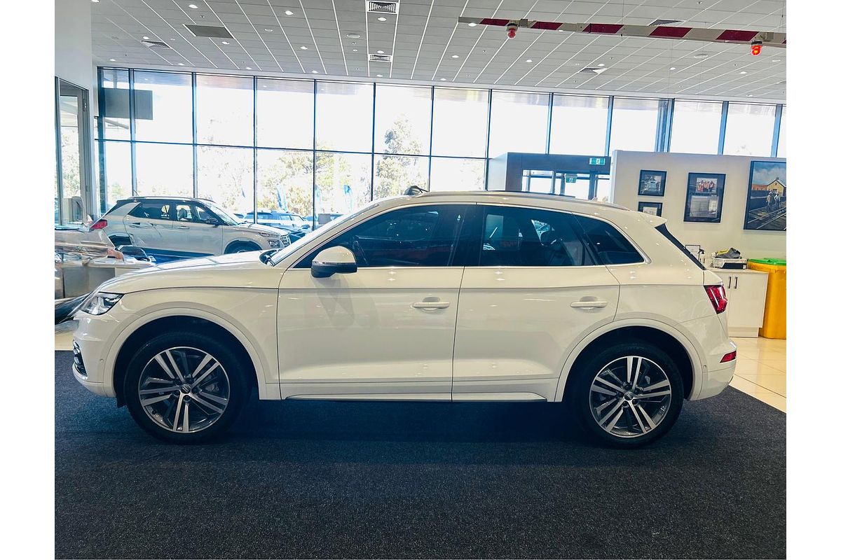 2019 Audi Q5 40 TDI sport FY