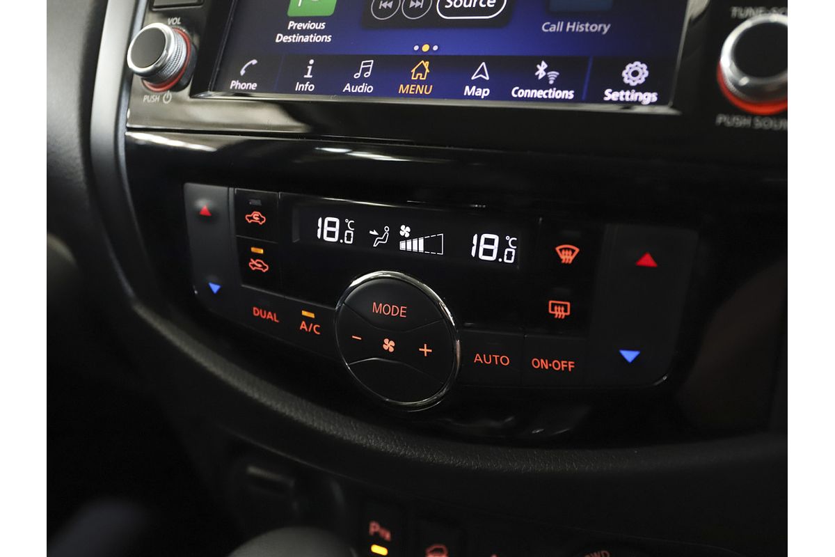 Nissan NAVARA 4X4 2.3 DSL AUTO DC P4X