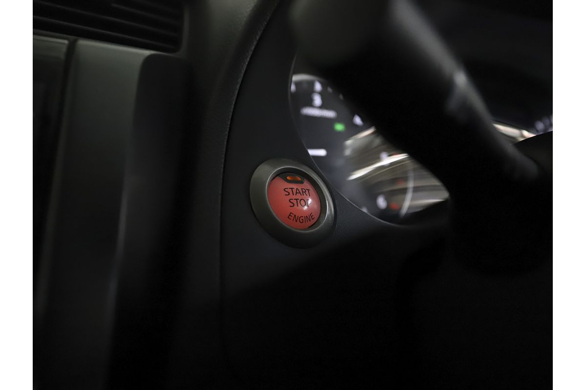 Nissan NAVARA 4X4 2.3 DSL AUTO DC P4X