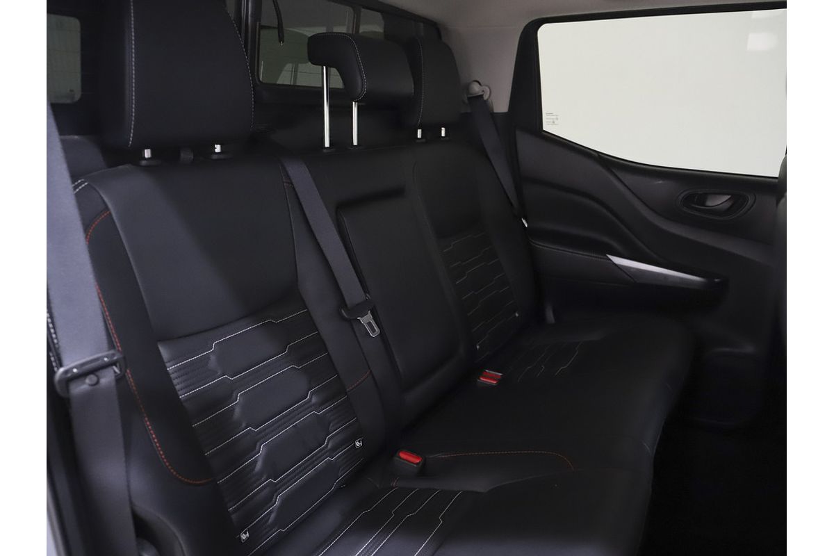 Nissan NAVARA 4X4 2.3 DSL AUTO DC P4X