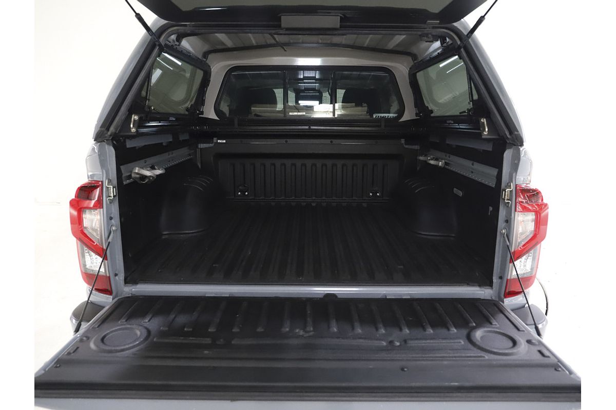 Nissan NAVARA 4X4 2.3 DSL AUTO DC P4X