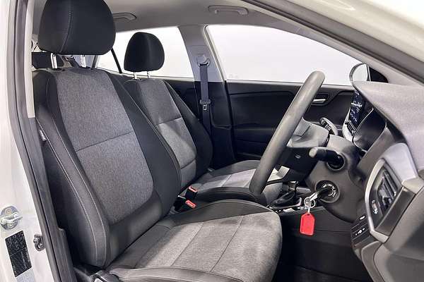 2022 Kia Stonic S YB