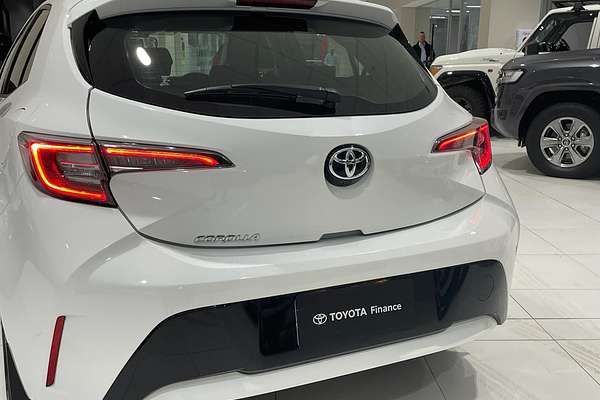2022 Toyota Corolla Ascent Sport MZEA12R
