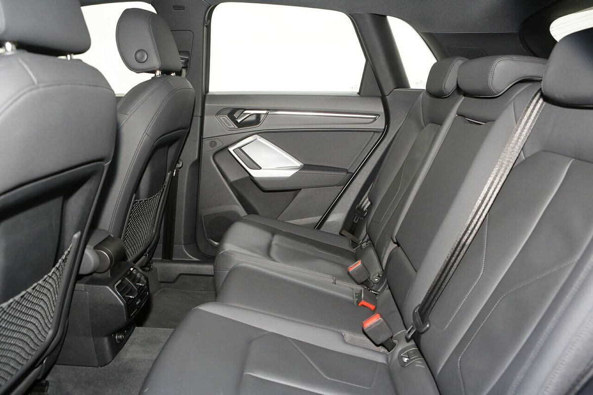 2022 Audi Q3 40 TFSI F3