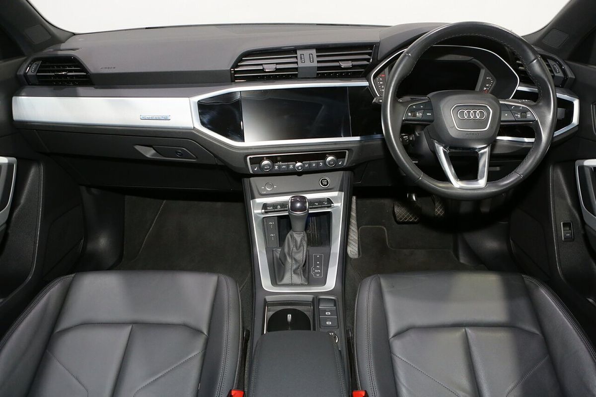 2022 Audi Q3 40 TFSI F3