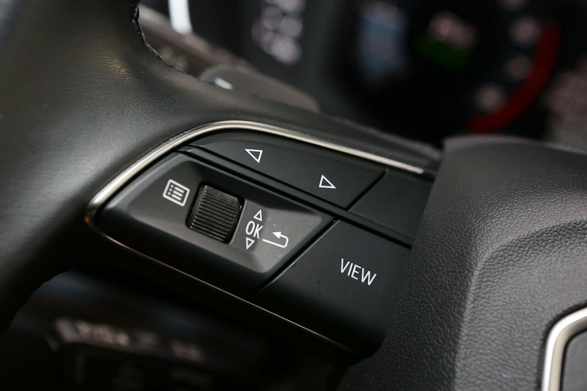 2022 Audi Q3 40 TFSI F3