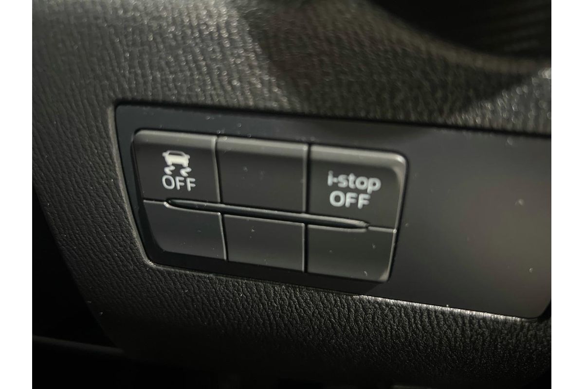 2016 Mazda 2 Maxx DL Series