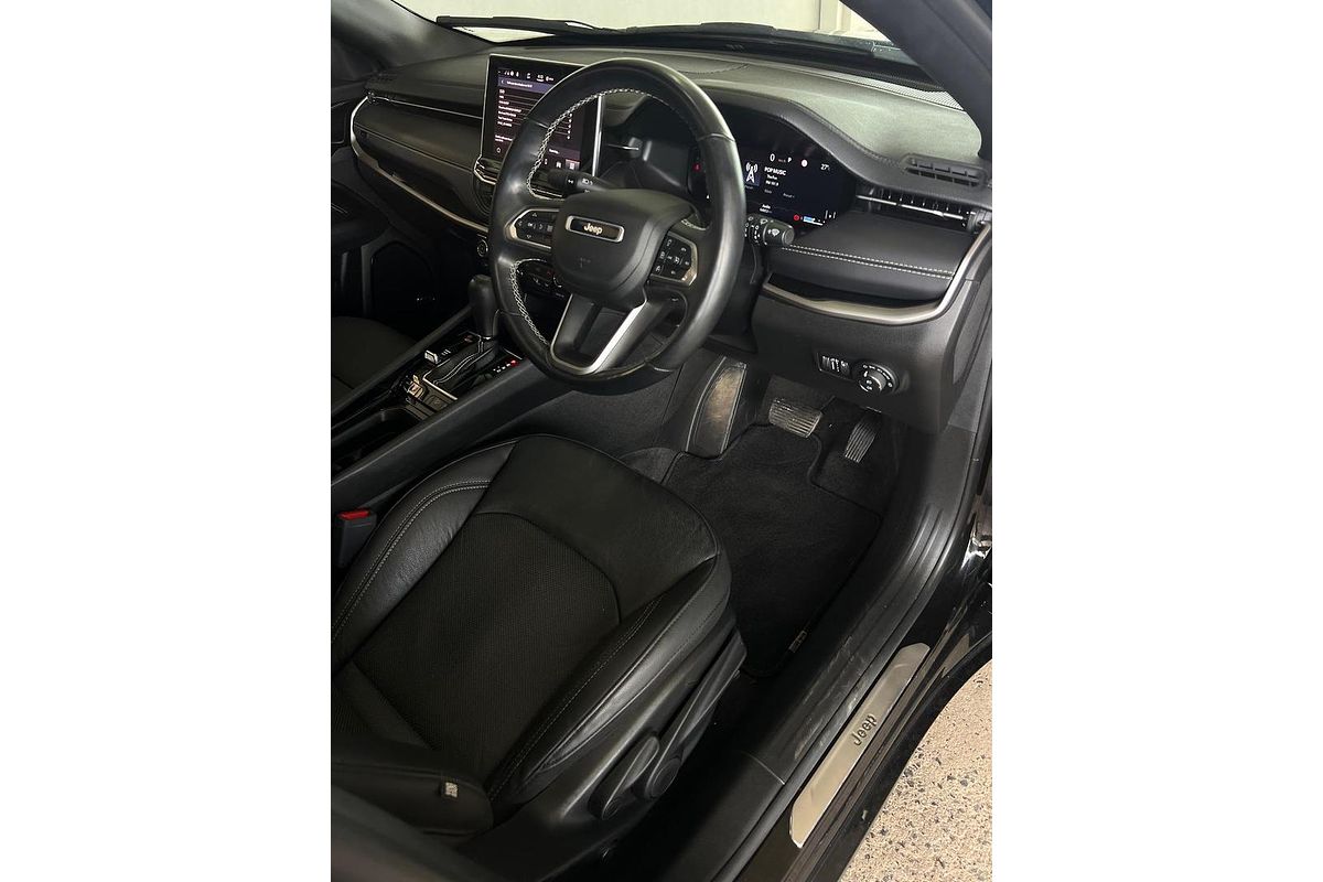 2021 Jeep Compass Limited M6