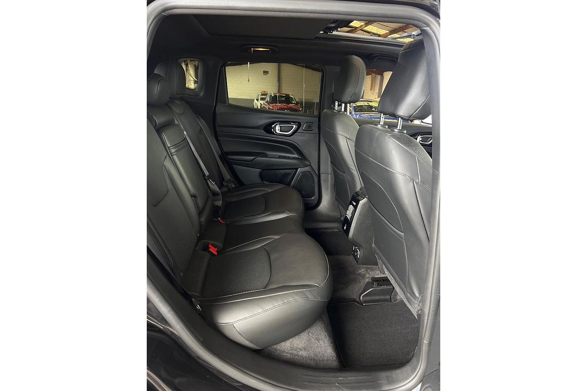 2021 Jeep Compass Limited M6