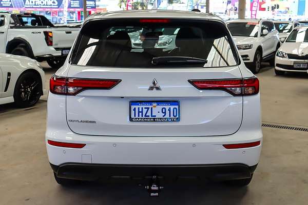 2023 Mitsubishi Outlander ES ZM