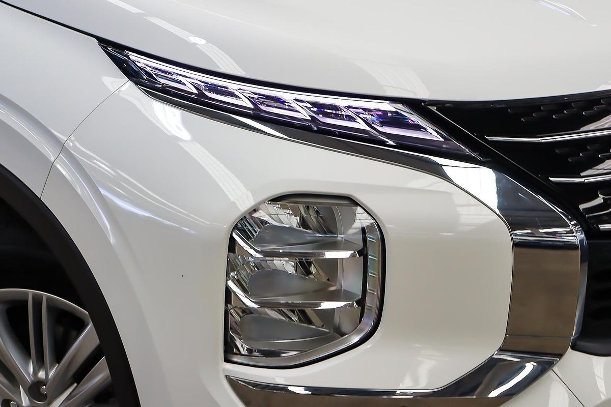 2023 Mitsubishi Outlander ES ZM