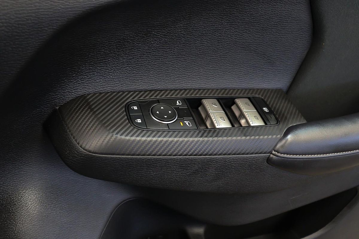 2023 Mitsubishi Outlander ES ZM