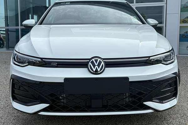 2025 Volkswagen Golf 110TSI R-Line 8.5