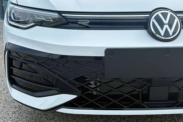 2025 Volkswagen Golf 110TSI R-Line 8.5