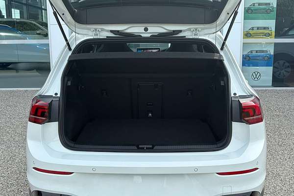 2025 Volkswagen Golf 110TSI R-Line 8.5