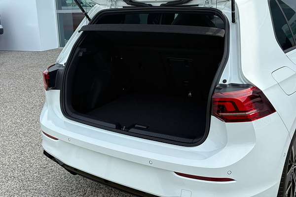 2025 Volkswagen Golf 110TSI R-Line 8.5