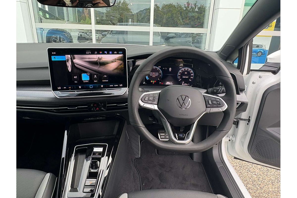 2025 Volkswagen Golf 110TSI R-Line 8.5