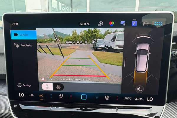 2025 Volkswagen Golf 110TSI R-Line 8.5