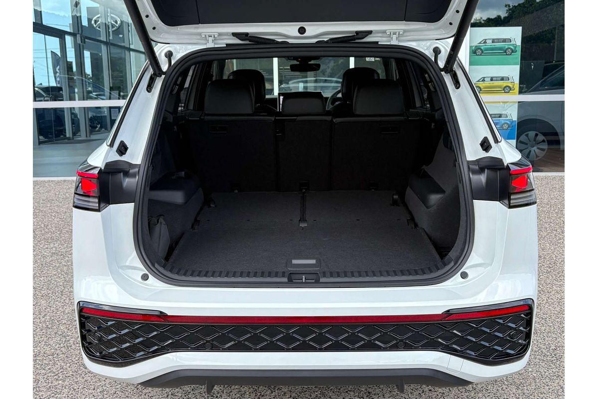 2025 Volkswagen Tayron 195TSI R-Line R4