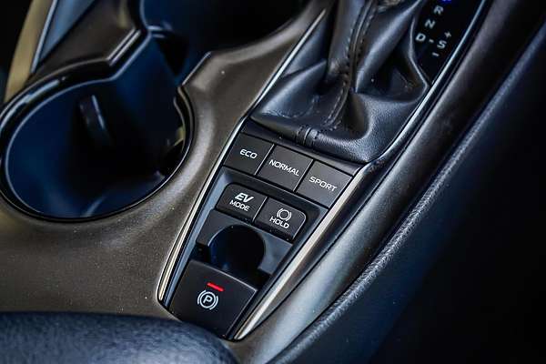 2021 Toyota Camry Ascent Sport AXVH70R