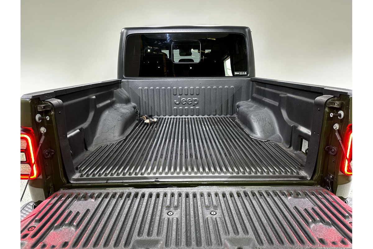 2022 Jeep Gladiator Night Eagle JT All Wheel Drive