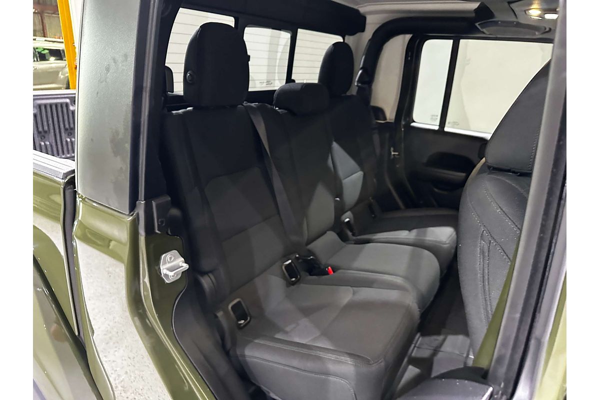 2022 Jeep Gladiator Night Eagle JT All Wheel Drive