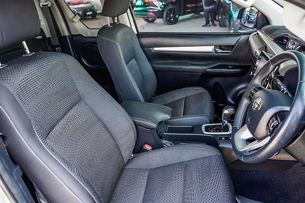 2021 Toyota Hilux SR5 GUN126R 4X4