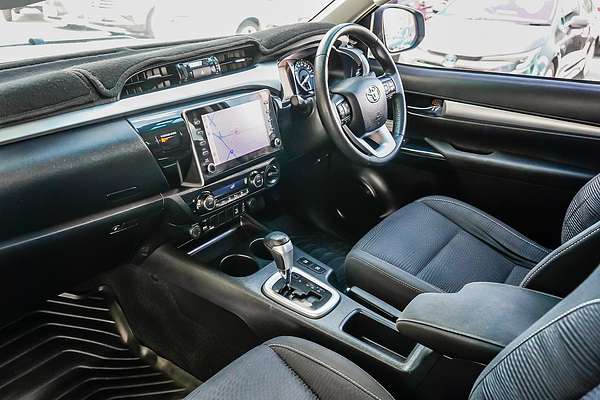 2021 Toyota Hilux SR5 GUN126R 4X4