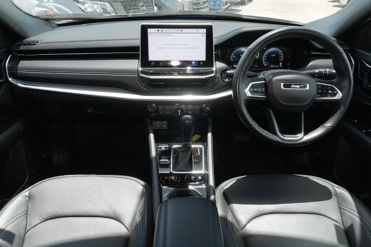 2023 Jeep Compass S-Limited M6